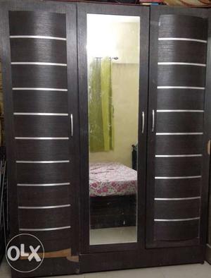 3 door wooden wardrobe for bedroom in good condition for