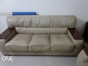 3+2 sofa set (lifestyle)