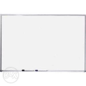 4*6 white board... its in brand new condition...