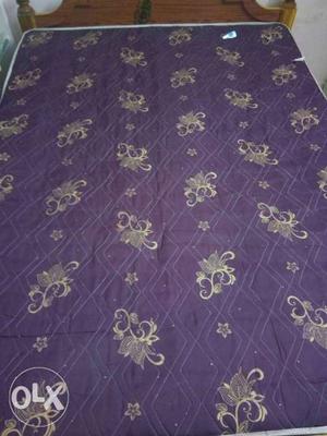 Bed for immediate sale. price negotiable