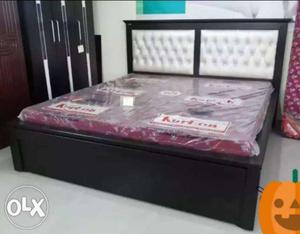 New 5x7 Box sliding Bed with said tabul free.