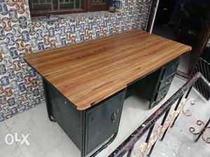 Rectangular Brown Wooden Table for office purpose