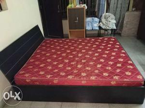 Red And Black Floral Sleepwell Bed Mattress.length--6.5 and
