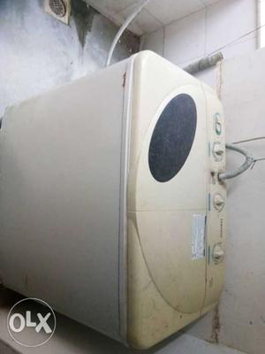 Samsung 6kg washing machine, wash in working