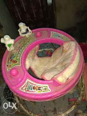 Small baby Walker 4 month used ok condition