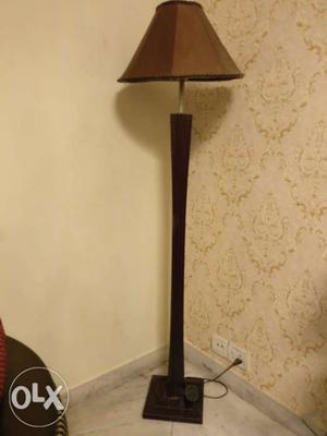 Smart and Trendy Wooden lamp
