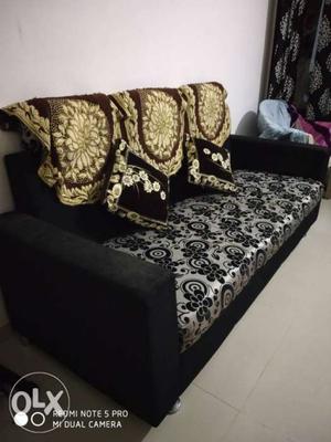 Sofaset 3 + 2 1 Year Used Price Negotiate free