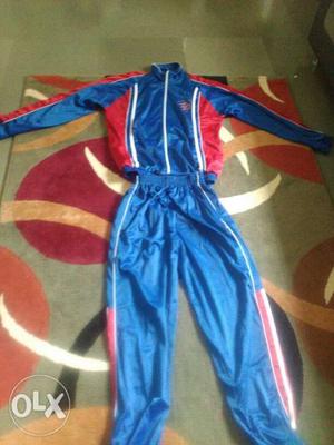 Track suit size 40 unused brand new