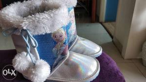 Brand New Disney Frozen brand girls boots US 12