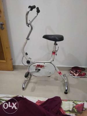 Excercise cycle in a good condition. Helpful for