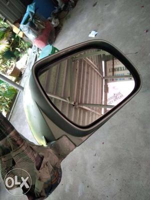 Innova type 1 side mirror set(left and right).
