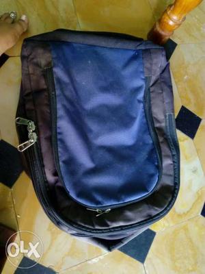 4jips good condition Daily use big size bag with
