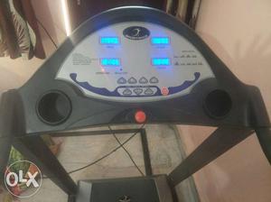 It's very gud conditioning treadmill with full