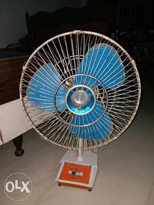 Usha Table Fan