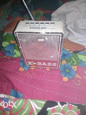 White And Red Electric Guitar Amplifier