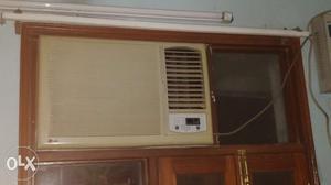 1.5 tonne LG AC in good condition.