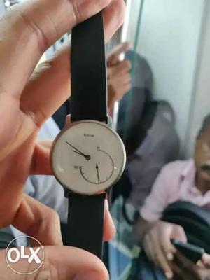 1 year old Nokia smart watch that tracks ur