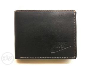 100% genuine leather wallets.