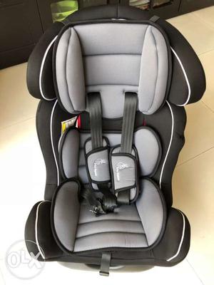 Brand new Child seat, hardly 5 months old and