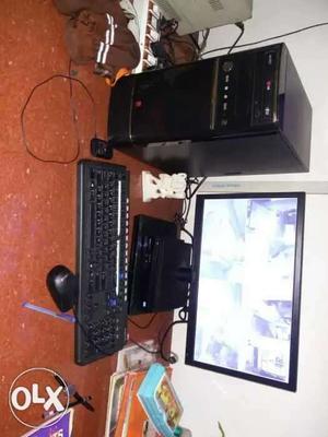 Core igb,4gb, 1gb graphic, 17"hd monitor