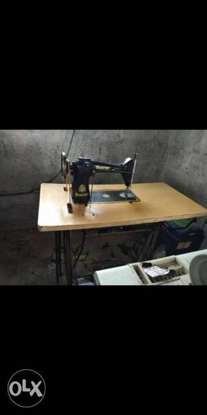 Dinesh Singer sewing machine