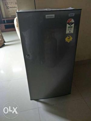 Electrolux fridge 1 year old. Almost new