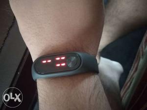 Free data cable with band like MI band