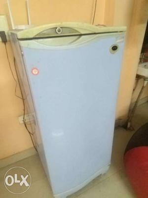 Fridge with brand new compressor with 1 year