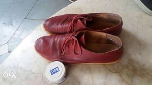 Genx 9 no. shoes. original price  months used. cream