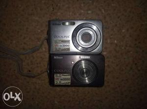 Gray And Black Point-and-shoot Camera
