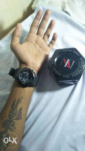 Gshock watch orginals black and water resistant
