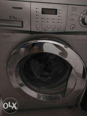 LG 6.5 KG Gray Front-load Washing Machine