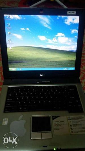 Laptop.withoup.battery.good condition.call me
