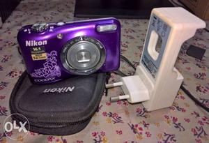 Nikon Coolpix L29 in good condition. no scratch,