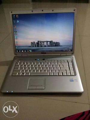Red DELL inspiron  Laptop