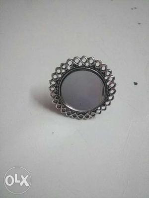 Silver-colored And Black Gemstone Ring