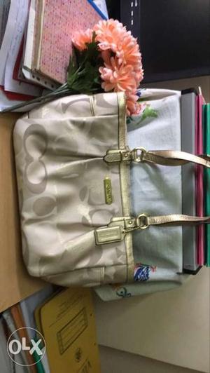 Us brand bad coach bag not second handed. brand