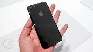 Apple iPhone 7 32gb. With all accessories.