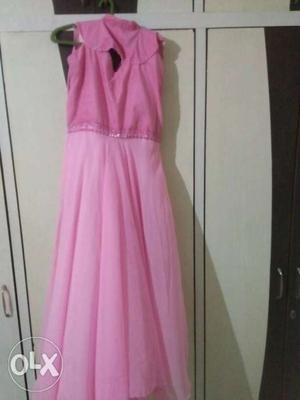 Beautiful pink long gown size M party wear gown
