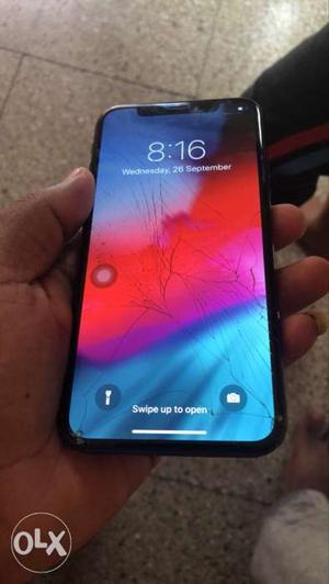 IPhone X 64GB 4months old I have bill box &