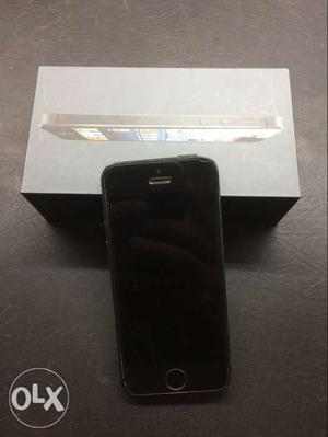 Iphone 5 16gb space gray color with box and