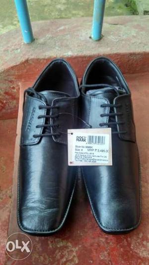 New "Doc & Mark Black Formal Shoes" Size 6.