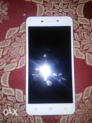 Oppo a37 mob 2 gb ram 16 gb internal...saaf