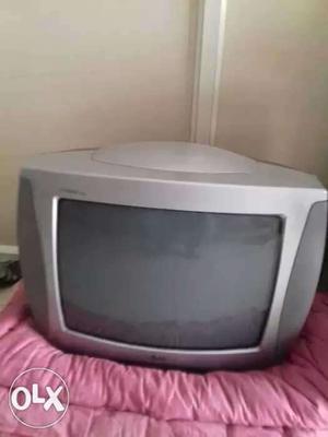 22" Tv in new condition never repaired, LG