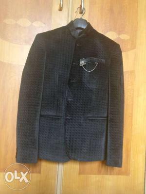 Black Jodhpuri velvet suit unused For age group