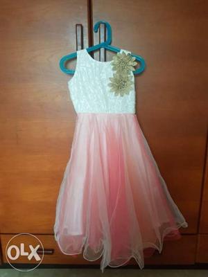 Brand new kids gown can fit a 5to7 year old girl