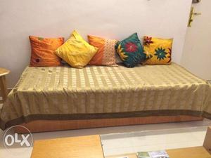 Diwan (day bed) + mattress with storage in a great condition