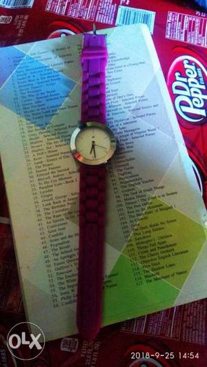 Fastrack 1 month old watch fixed price the cost if new is