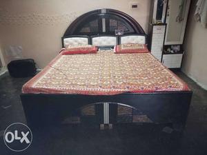Good condition bed latest design with mattress