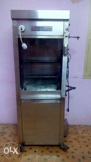 Grill machine good condition bought before four months no